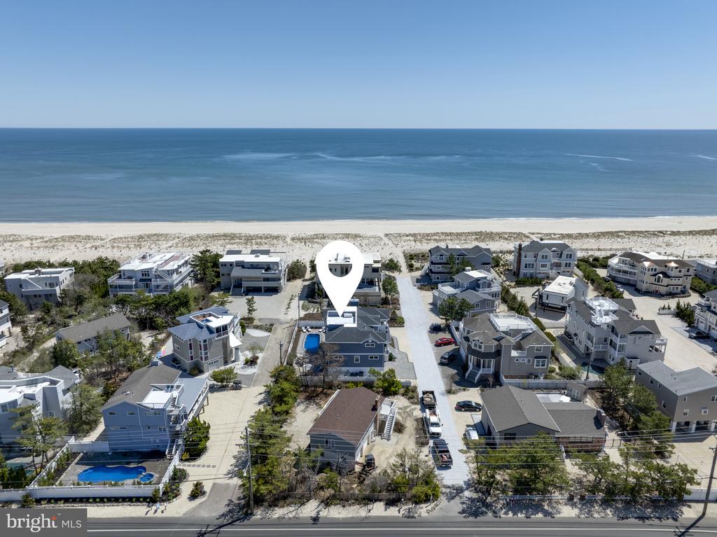 1013 - B LONG BEACH