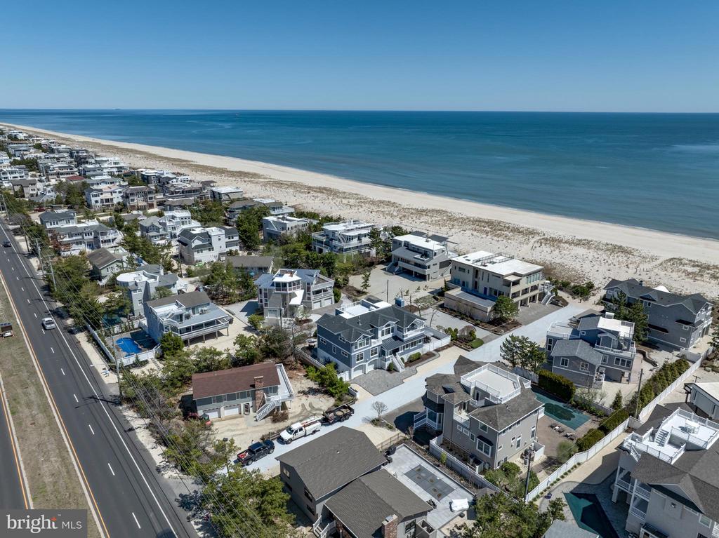 1013 - B LONG BEACH