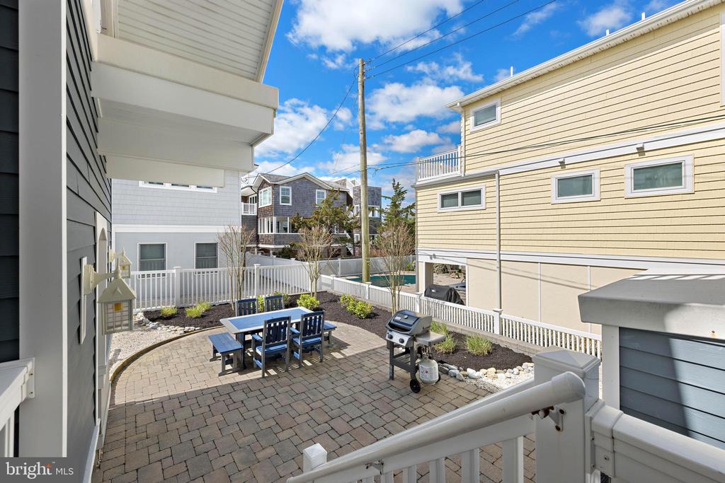 15 E 25 STREET