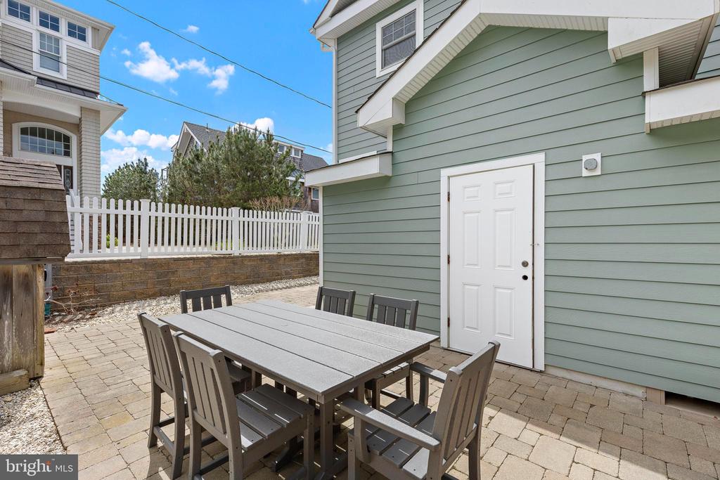 14 E 25 STREET