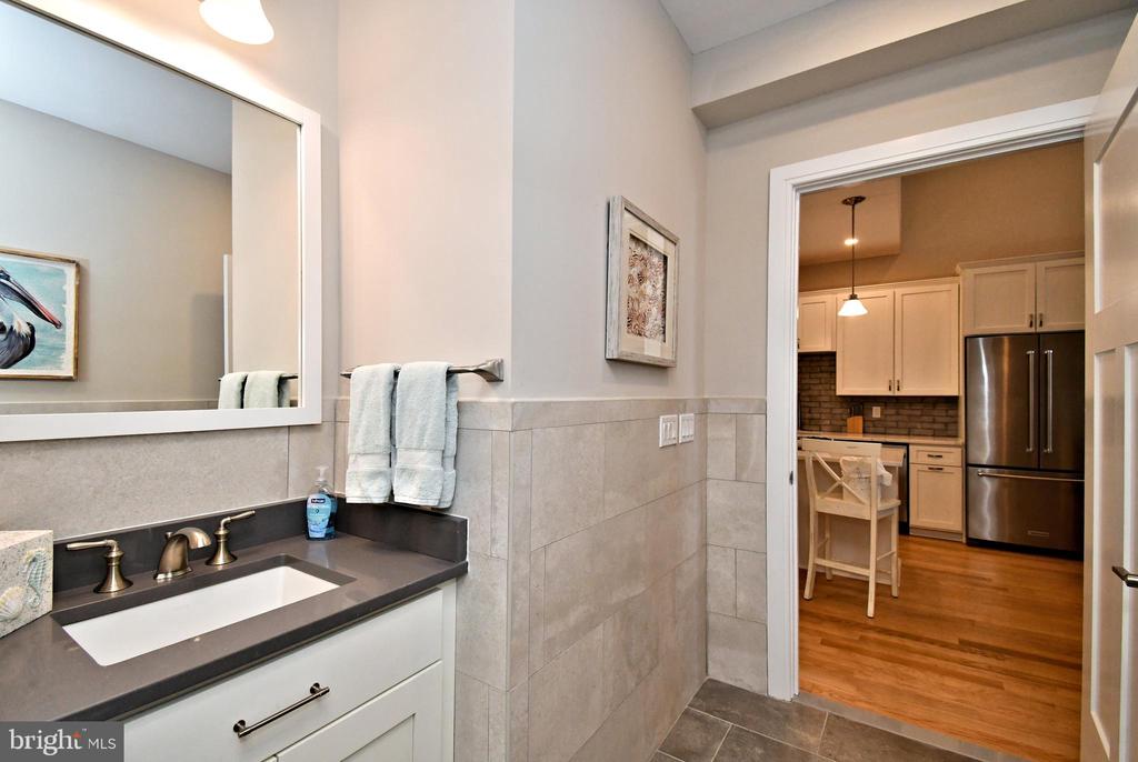 510 N BAY AVENUE Unit: 303