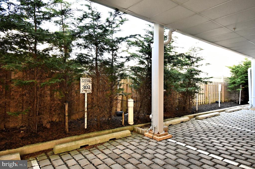 510 N BAY AVENUE Unit: 303