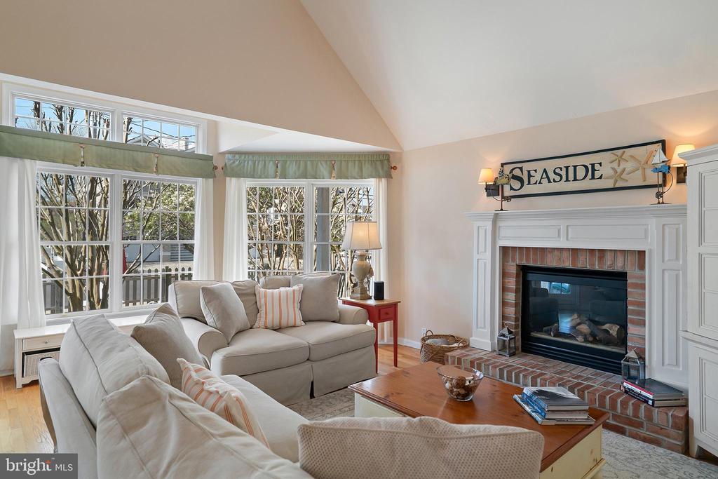 25 E 24TH STREET