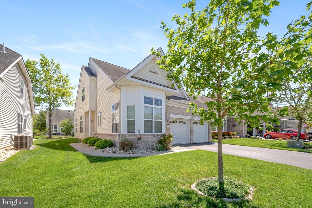 7 SALEM COURT