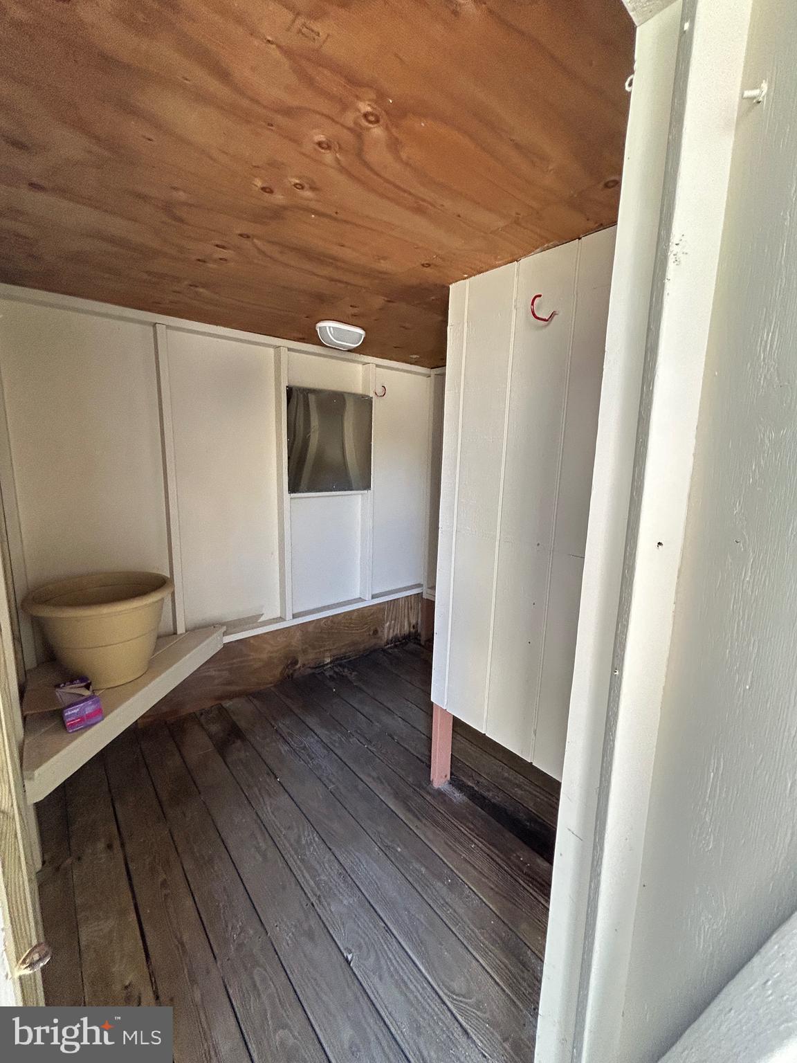 11 E 74TH STREET 9