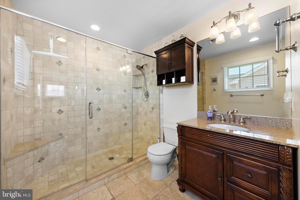 127 E 13TH STREET