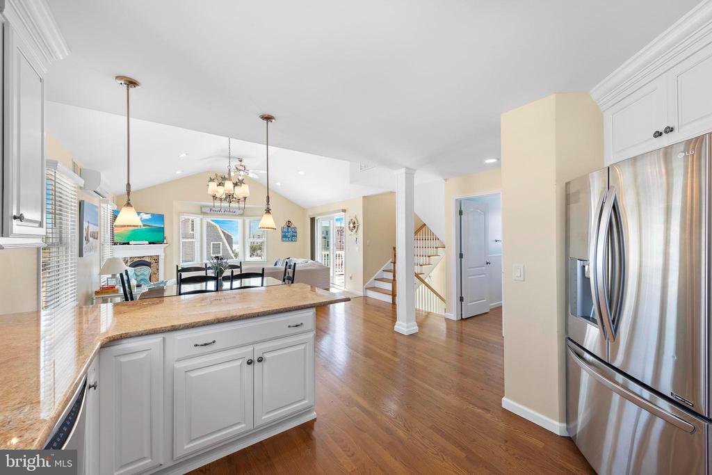 127 E 13TH STREET
