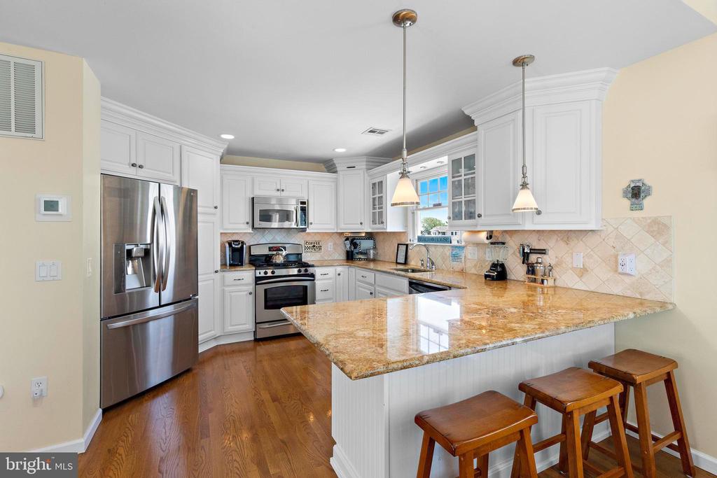 127 E 13TH STREET