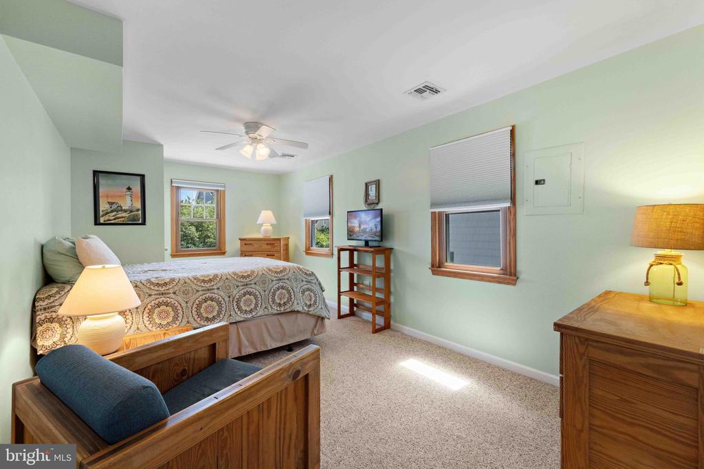 215 W 23RD STREET
