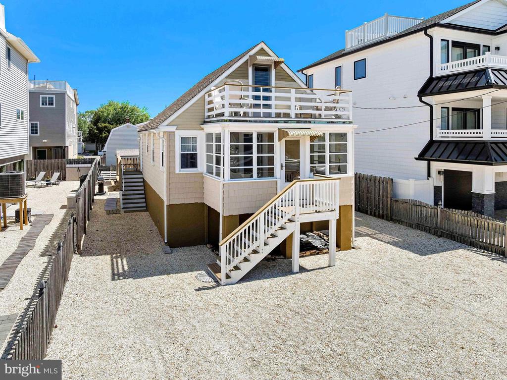 215 W 23RD STREET