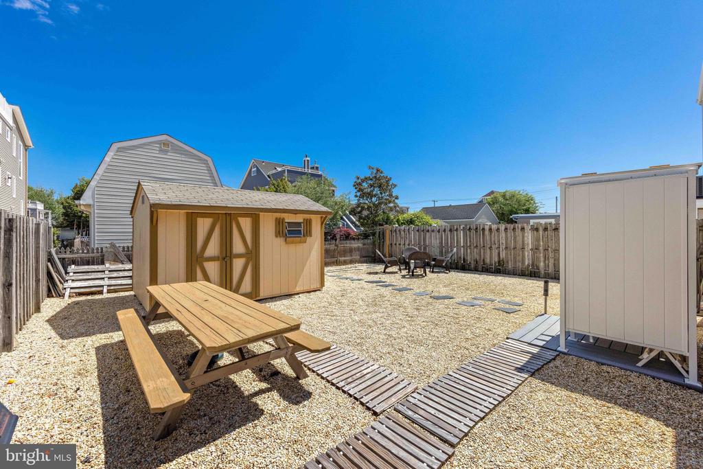215 W 23RD STREET
