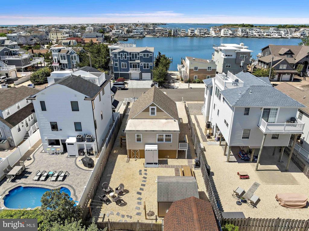 215 W 23RD STREET