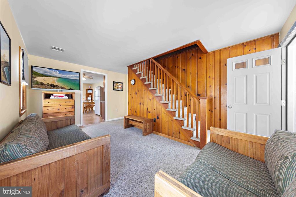 215 W 23RD STREET