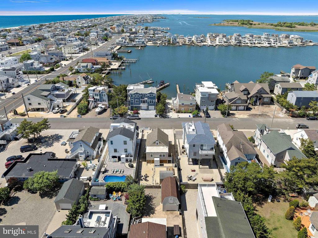 215 W 23RD STREET