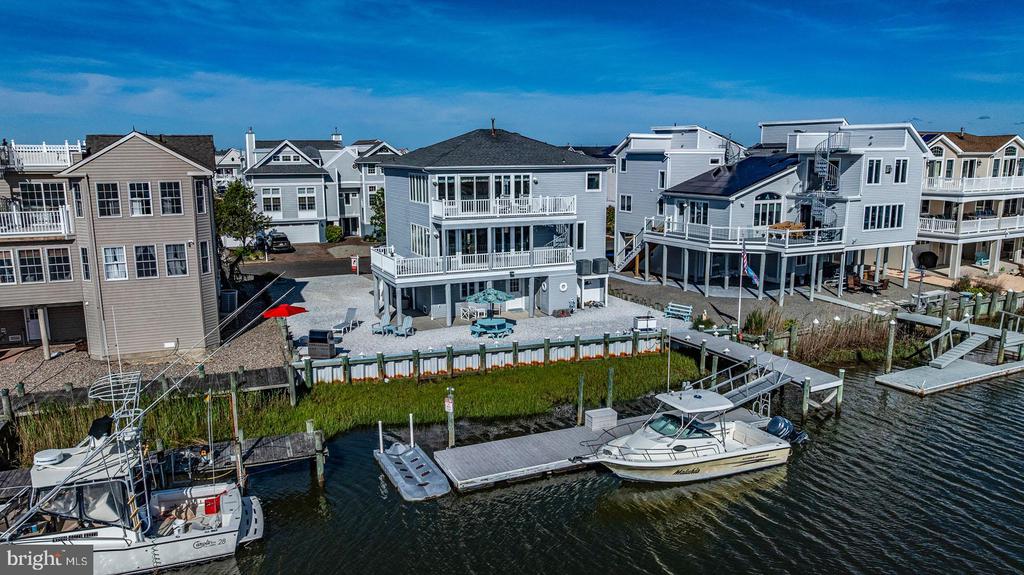 39 KENTUCKY DRIVE
