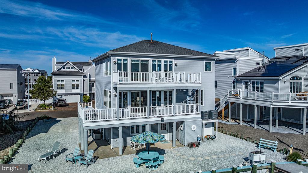 39 KENTUCKY DRIVE