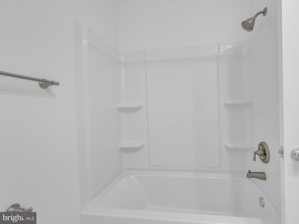 28 SYCAMORE ROAD Unit: 45