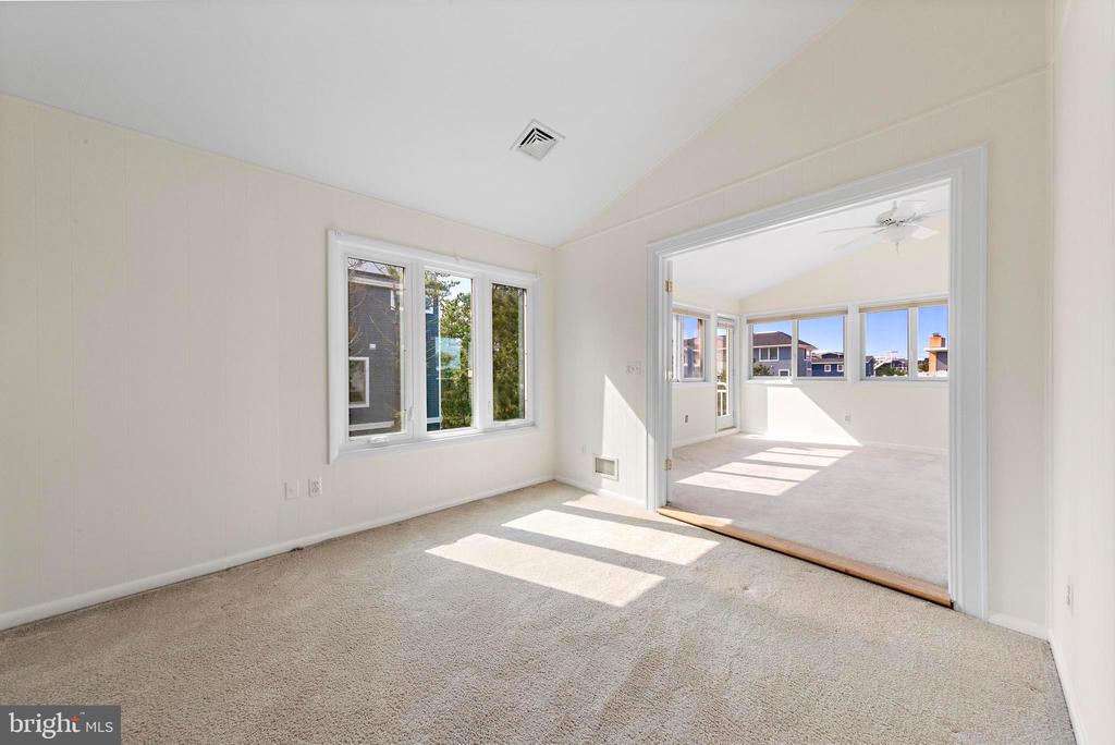 1131 LONG BEACH BOULEVARD