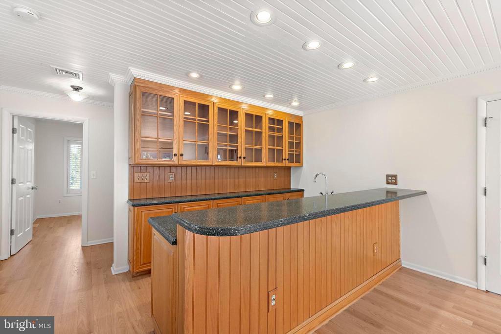1131 LONG BEACH BOULEVARD