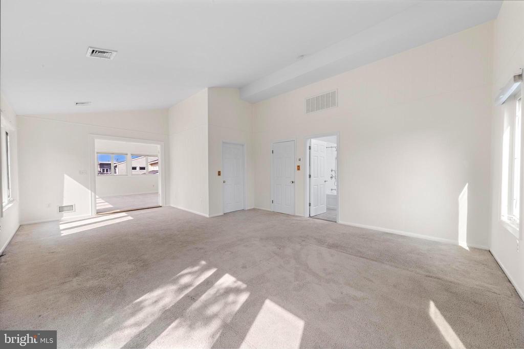 1131 LONG BEACH BOULEVARD