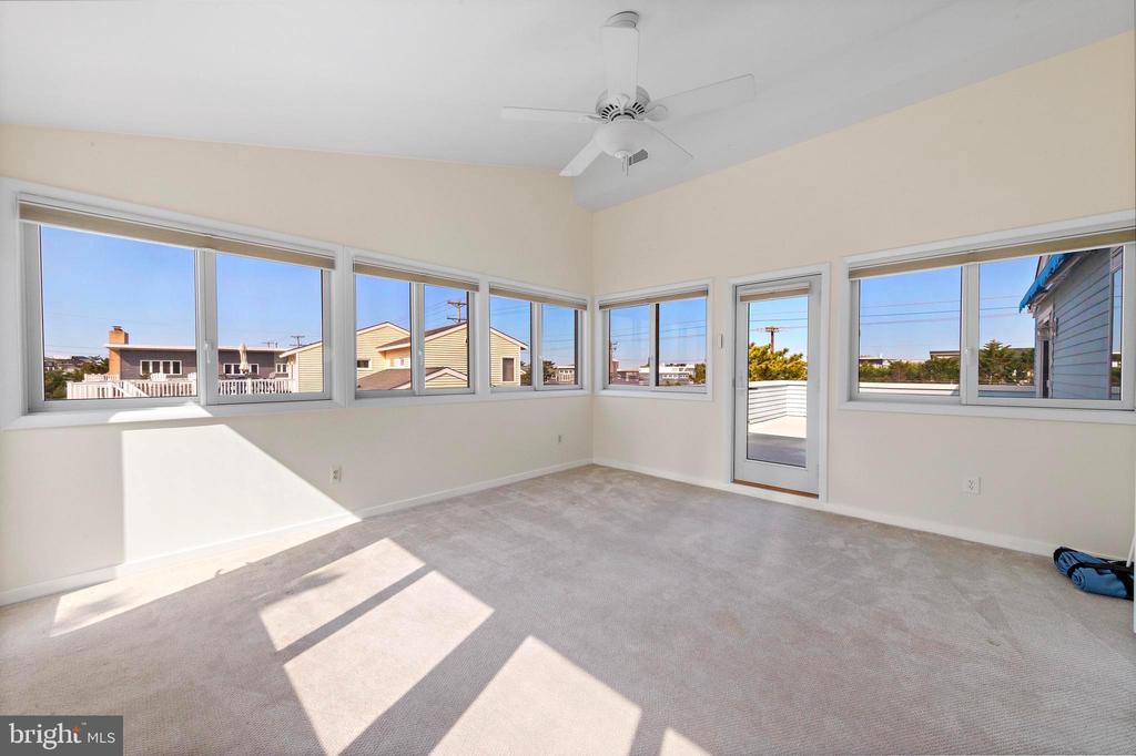 1131 LONG BEACH BOULEVARD