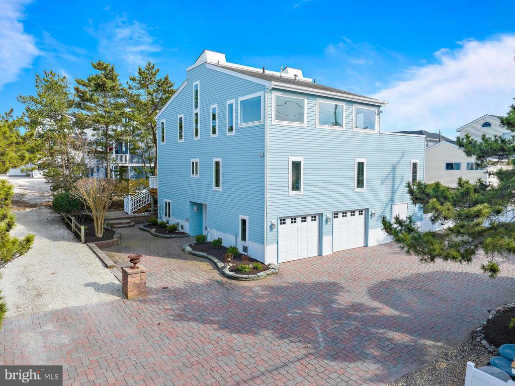 1131 LONG BEACH BOULEVARD