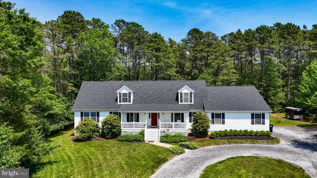 4 W WOODDUCK DR