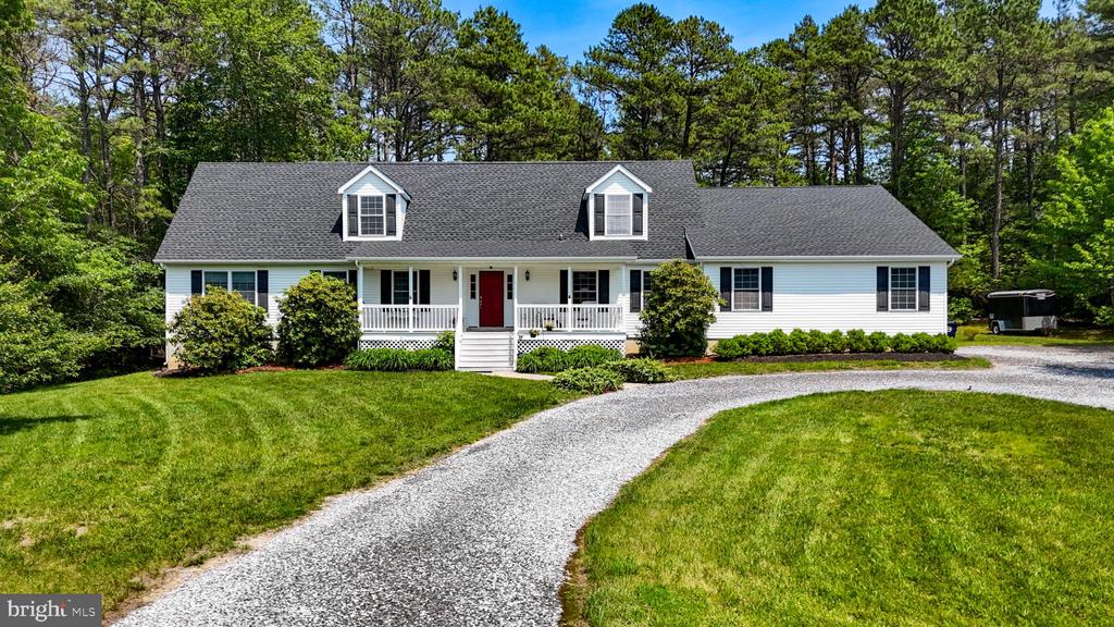 4 W WOODDUCK DR