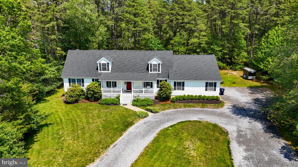 4 W WOODDUCK DR