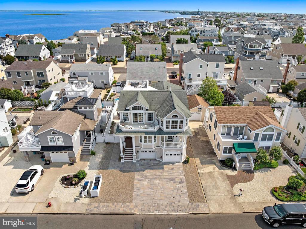127 W NEW JERSEY AVENUE