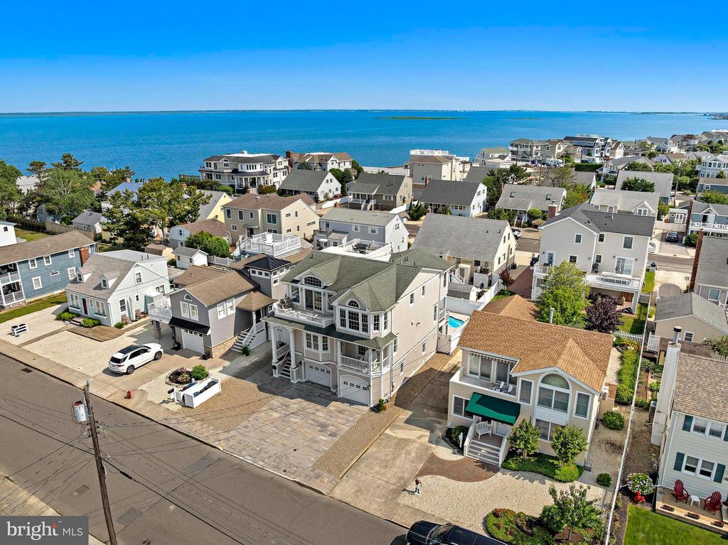 127 W NEW JERSEY AVENUE