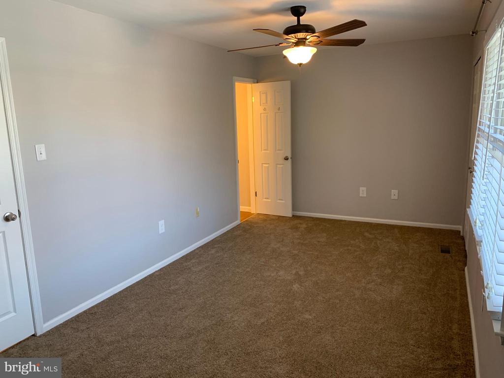 12 COHANZICK COURT