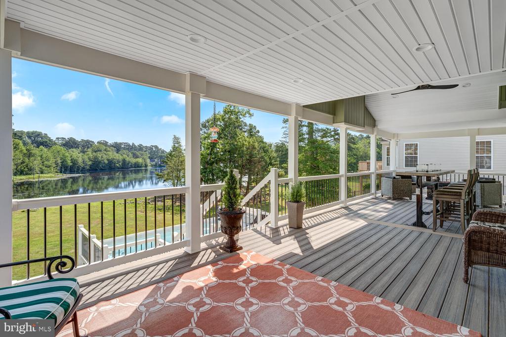 27 WATERS EDGE DRIVE