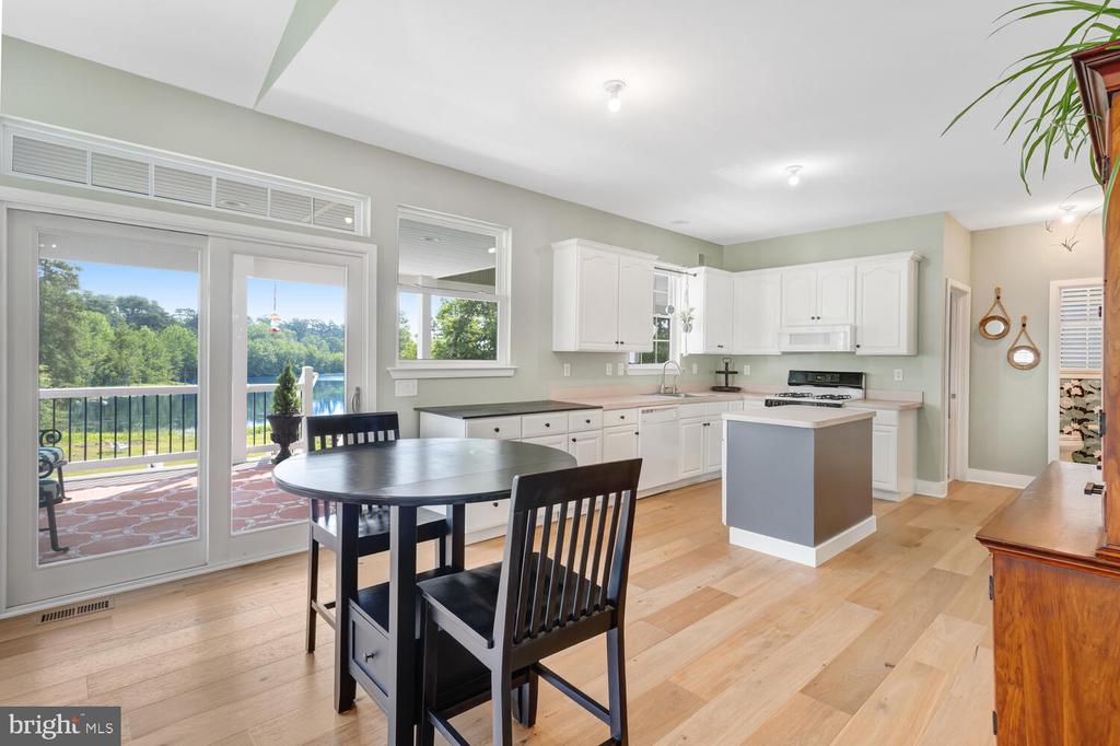 27 WATERS EDGE DRIVE
