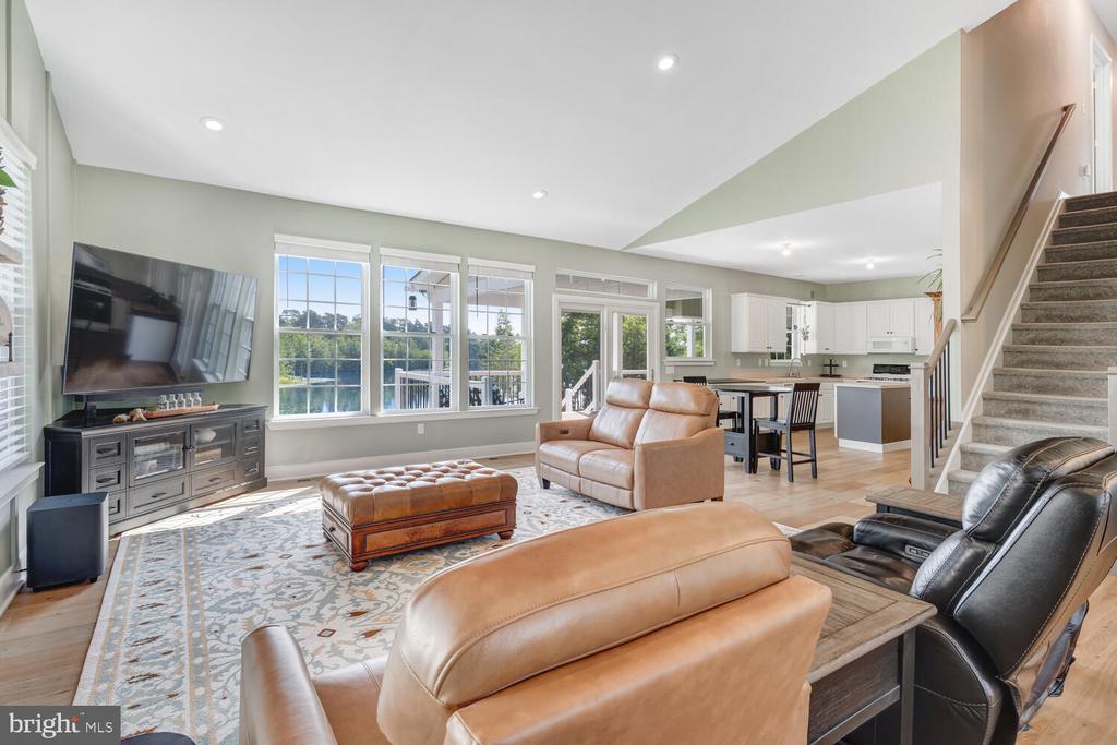 27 WATERS EDGE DRIVE
