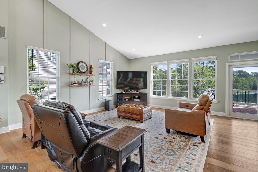 27 WATERS EDGE DRIVE