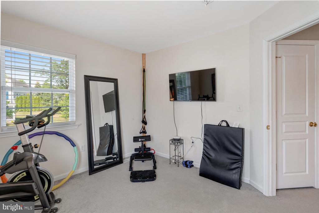 27 WATERS EDGE DRIVE