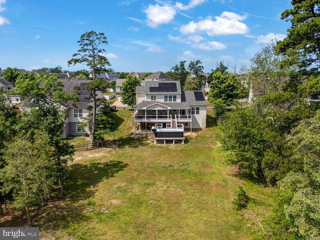 27 WATERS EDGE DRIVE