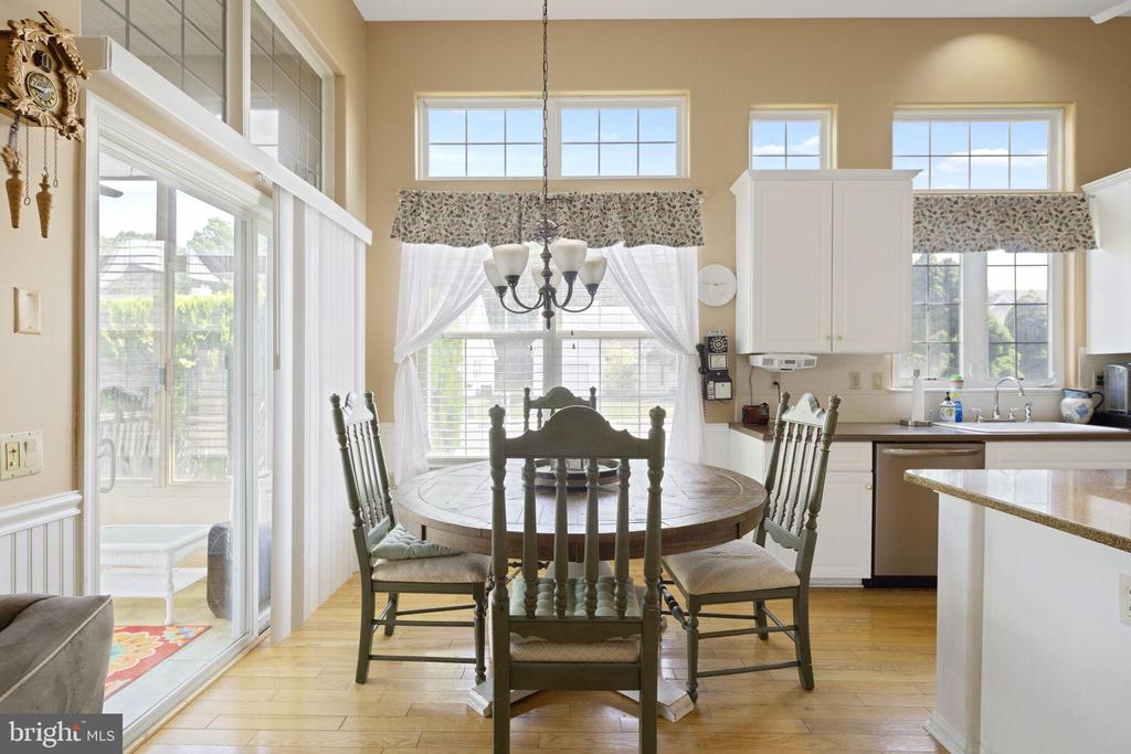2 WOODLAKE COURT