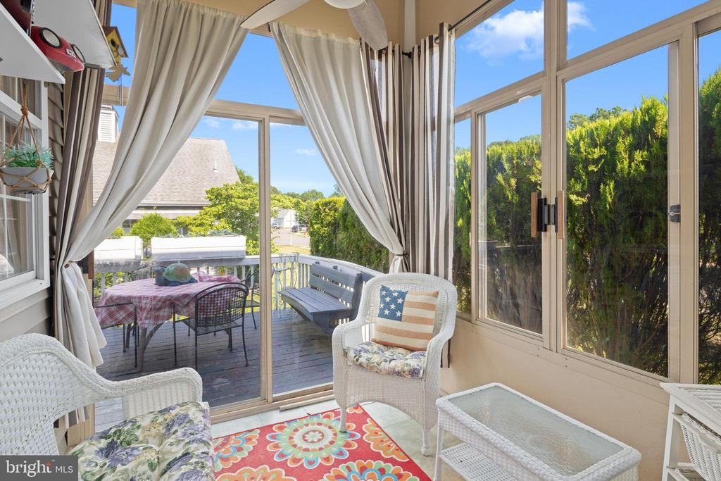 2 WOODLAKE COURT