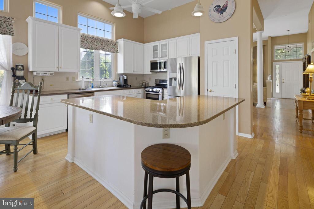 2 WOODLAKE COURT