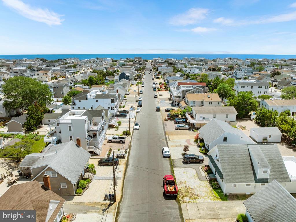 272 N 2ND STREET