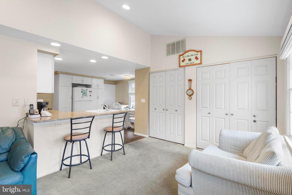 272 N 2ND STREET