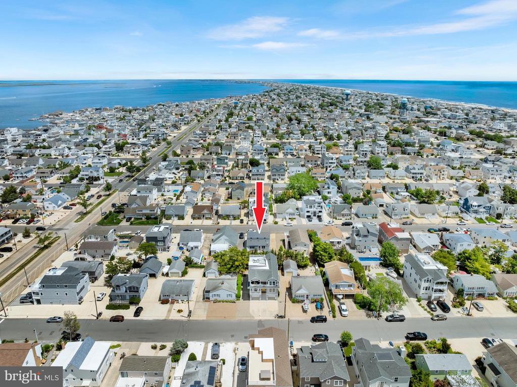 272 N 2ND STREET
