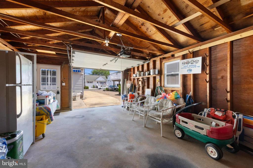 272 N 2ND STREET