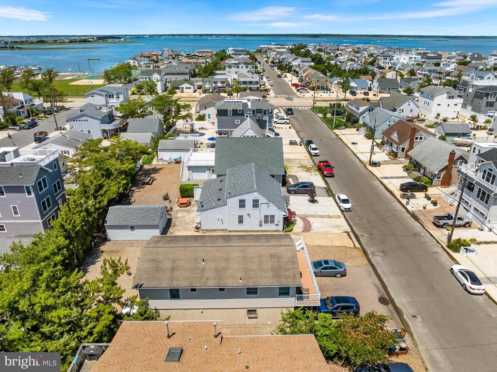 272 N 2ND STREET