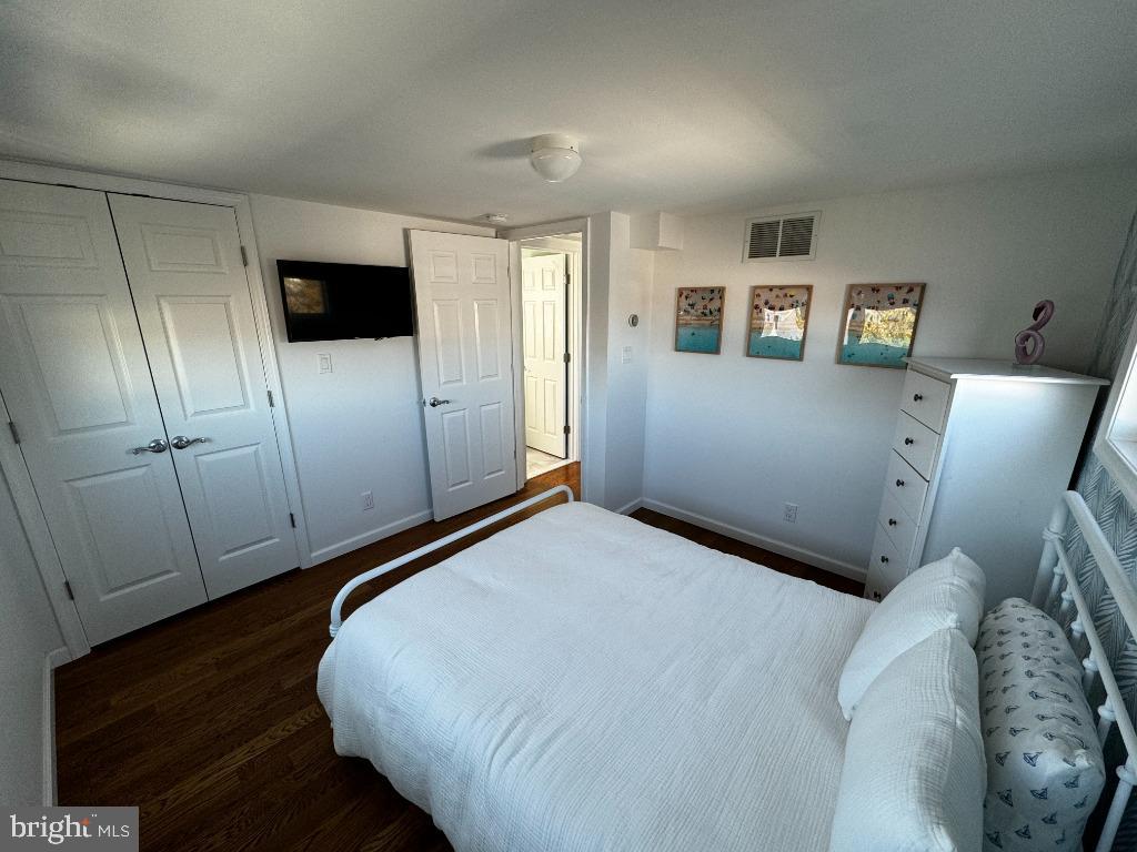 2012 E BAY TERRACE
