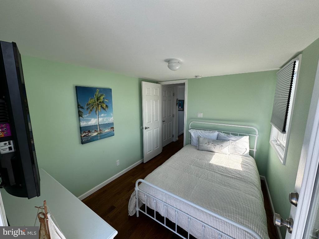 2012 E BAY TERRACE