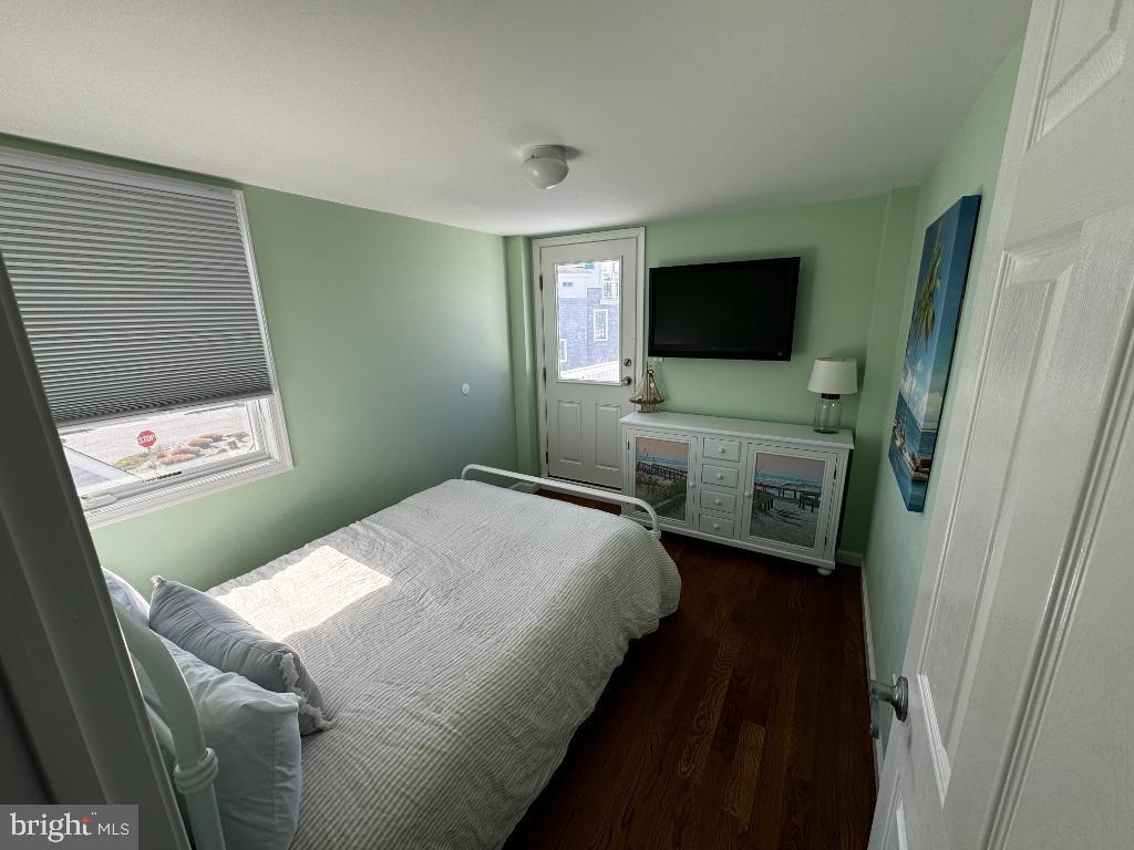 2012 E BAY TERRACE