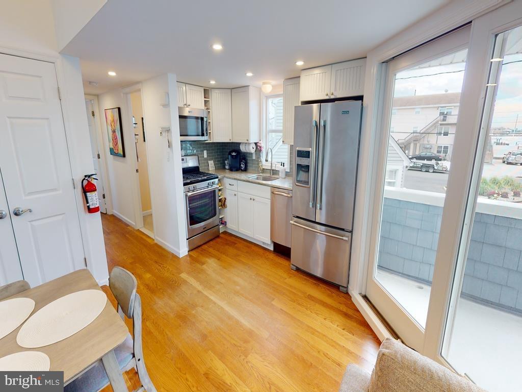 2012 E BAY TERRACE